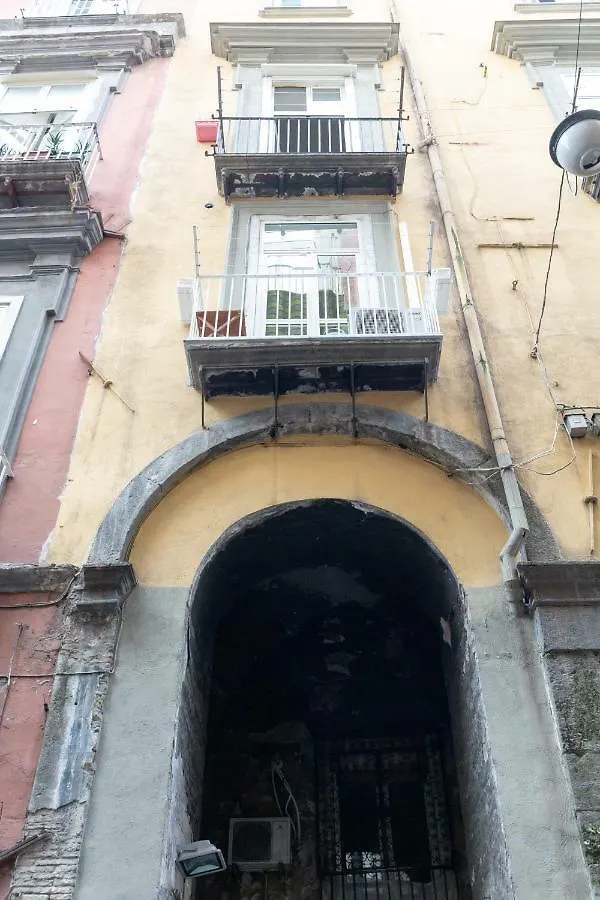 Vecchia Napoli - Tribunali Neapel